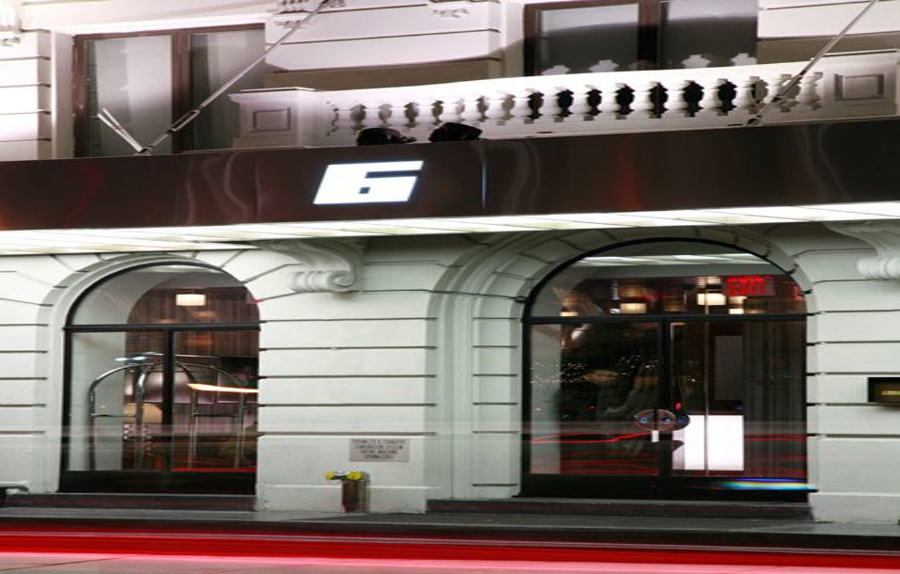 6 Columbus Central Park Hotel