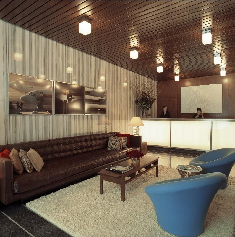 Hotel 6 Columbus Central Park 4*